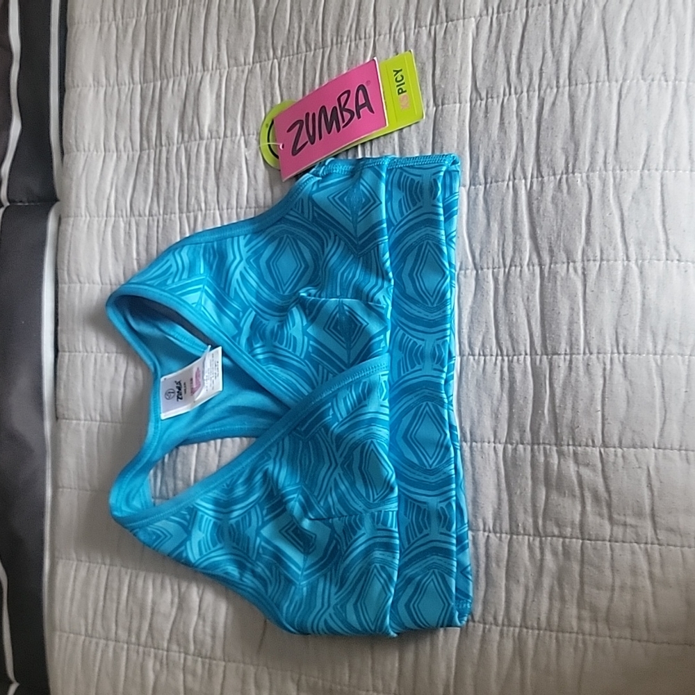 FLASH SALE!! New w/tags Zumba Fitness Lifted Mid Level VBra Top Size XS